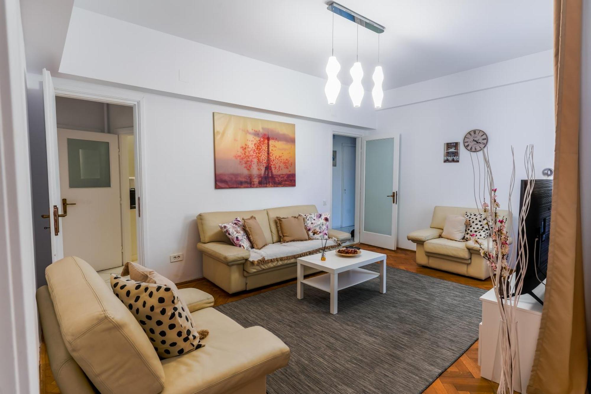 Ultracentral Golden Gatehouse 3 Bdrm Бухарест Екстер'єр фото